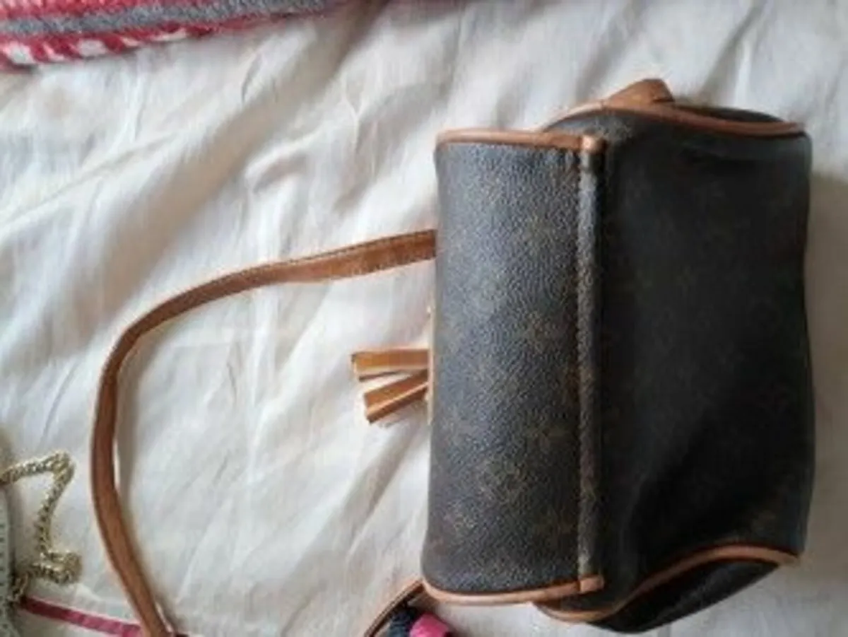 handbags - Image 3
