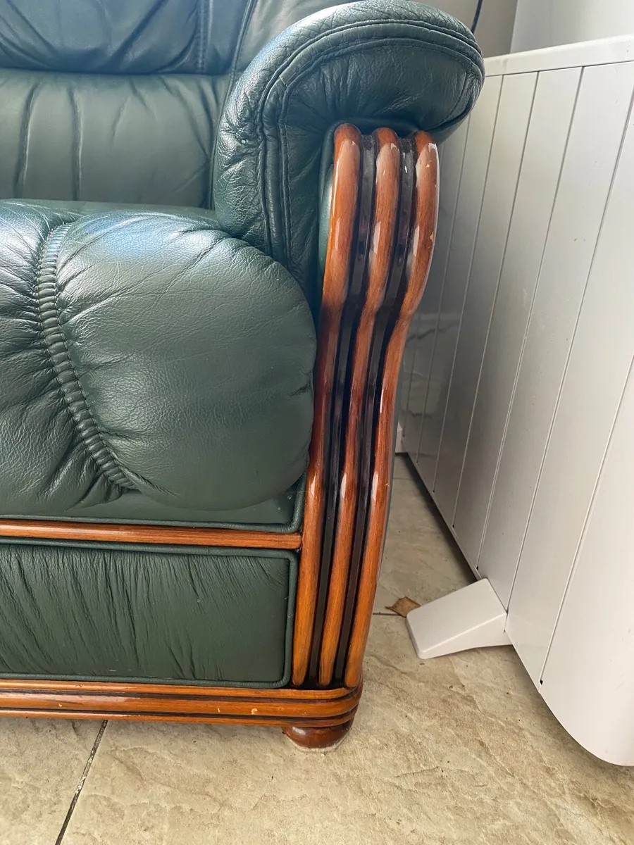 Two seater leather sofa - Image 2