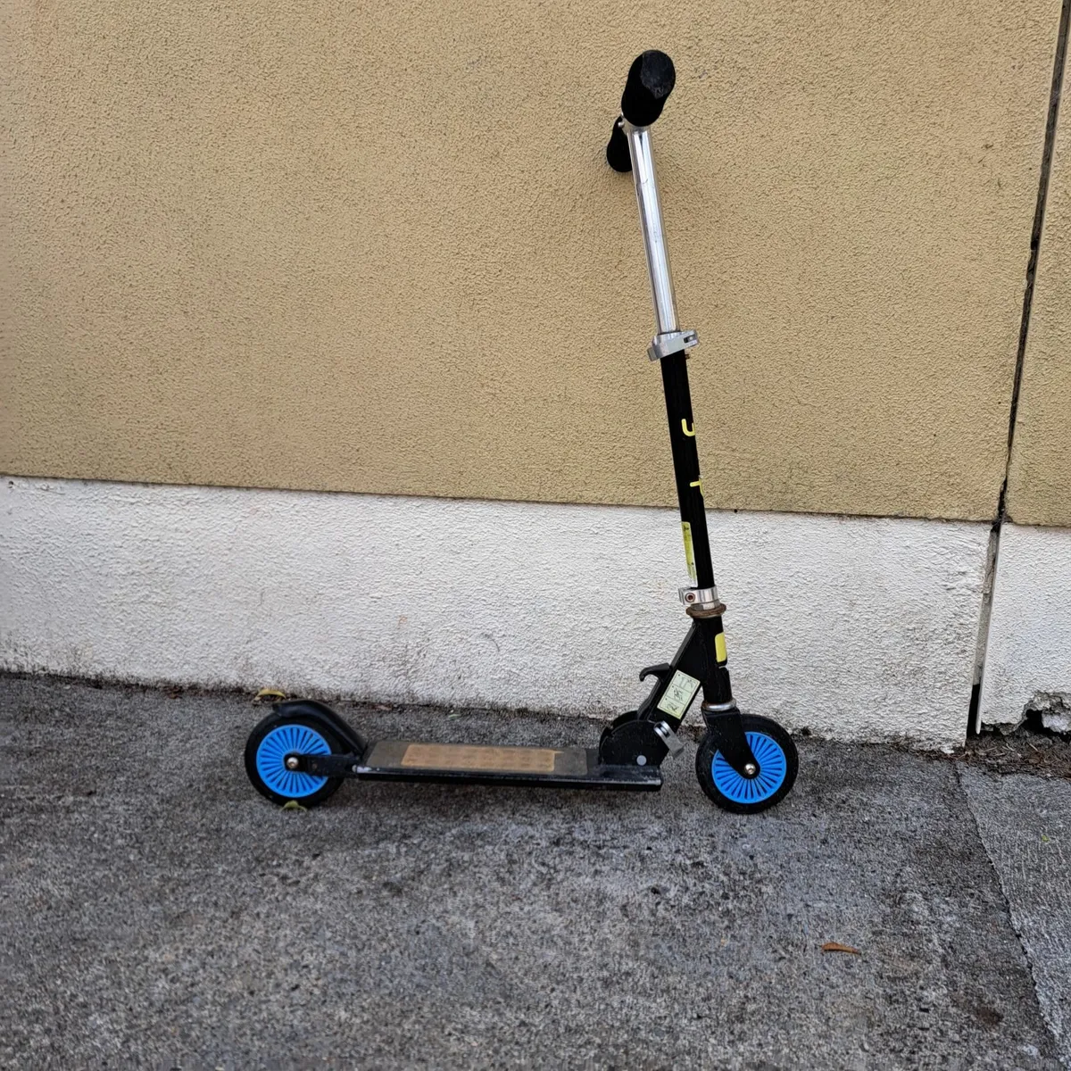 Scooter - Image 1
