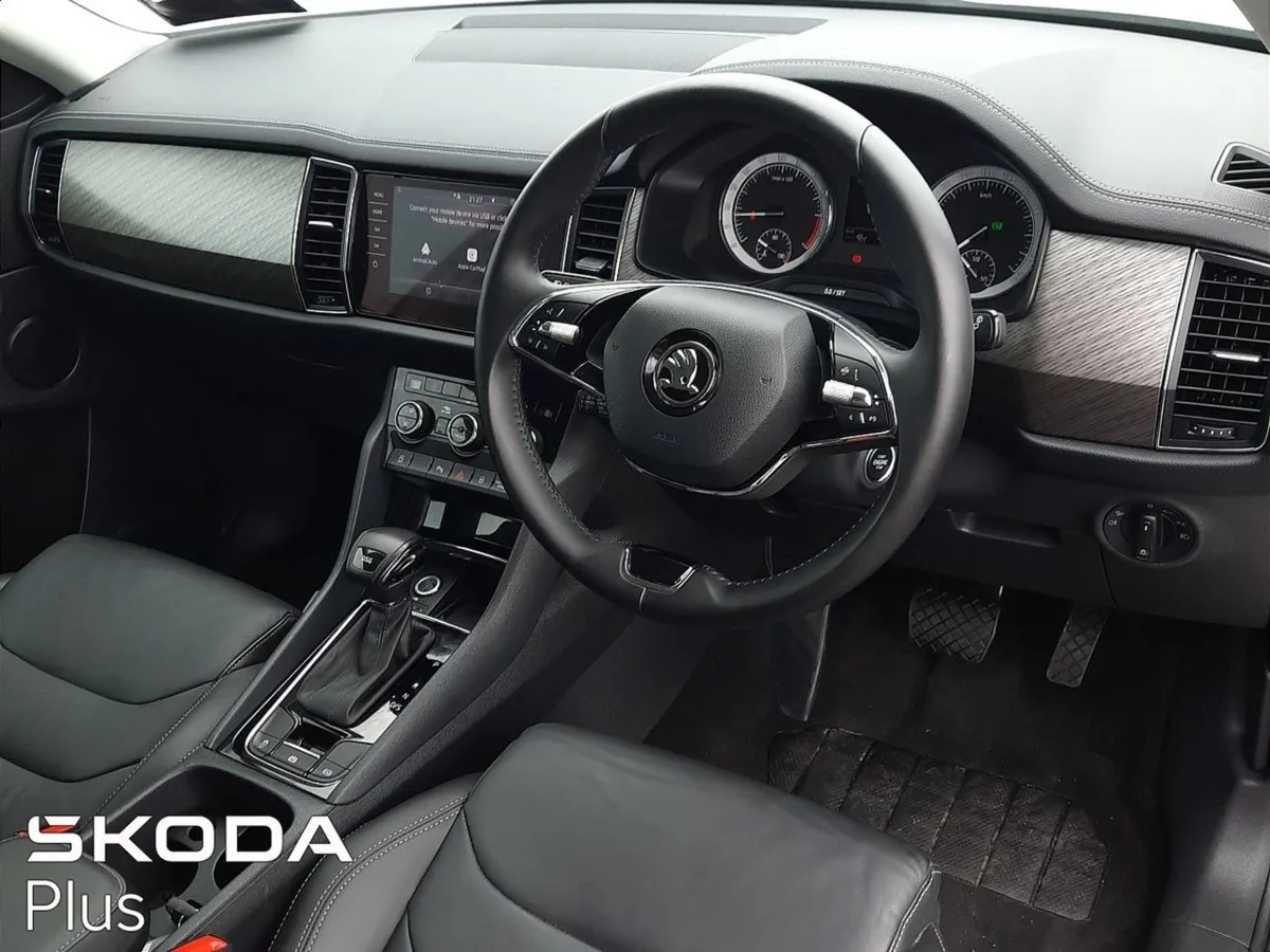 Skoda Kodiaq  tiny Mileage  Style --auto--7 Seat - Image 4