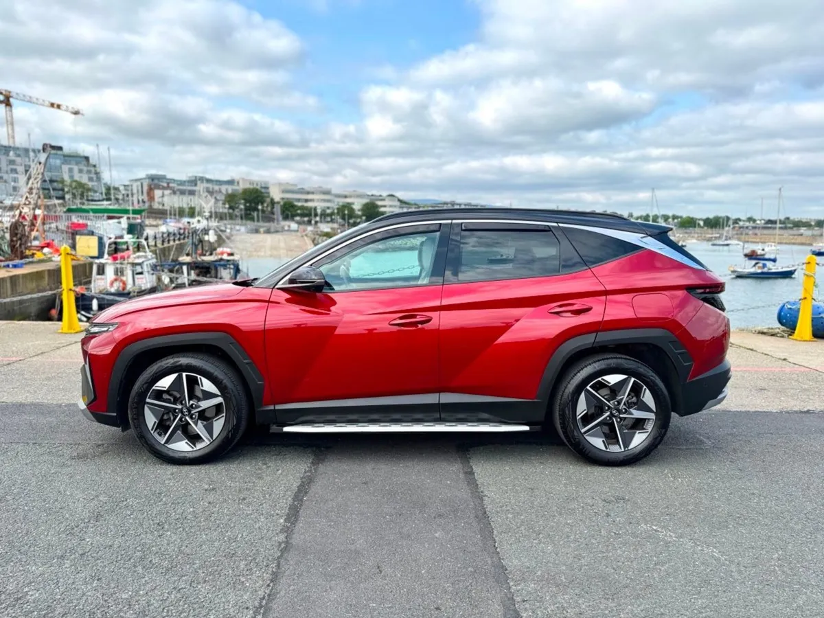 Hyundai Tucson Tucson FL Executive Plus w.2 Tone - Image 2