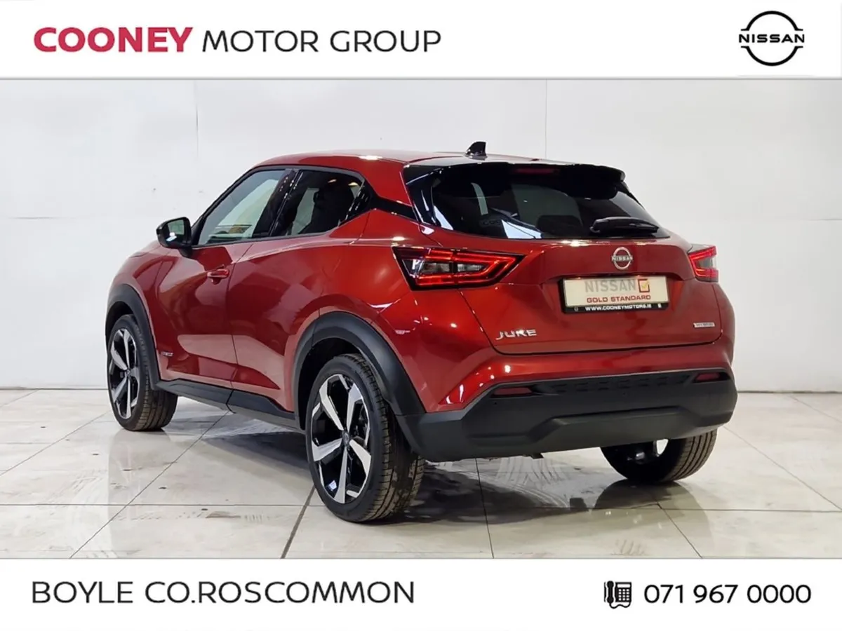 Nissan Juke Hybrid 1.6 SVE Demo Clearance Madness - Image 3