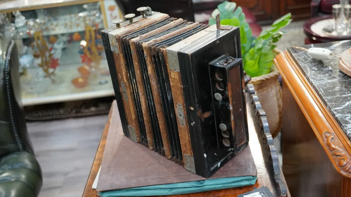Antique German Concertina - "Stahlstimmen" Model - Image 3