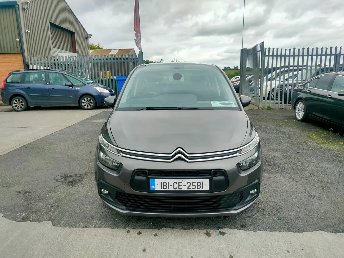 Citroen C4 2018 7 seater - Image 2