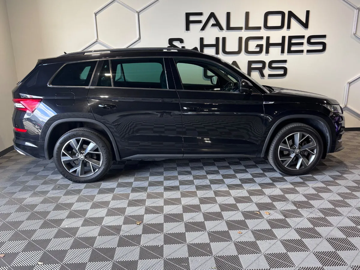 Skoda Kodiaq SPORTLINE 2.0 TDI 150HP DSG 5 SEATER - Image 4