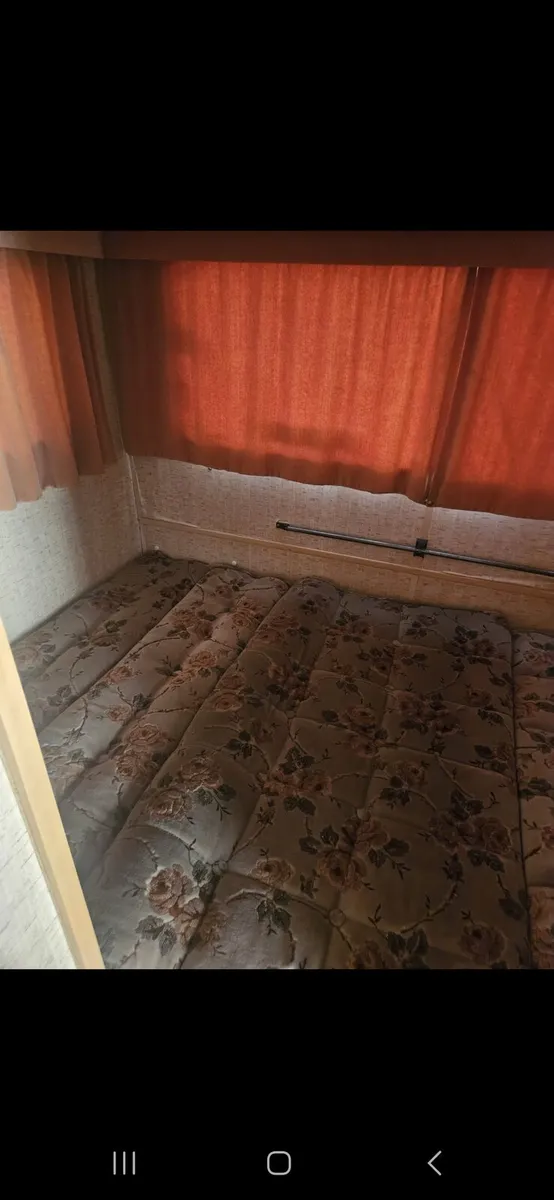 Caravan - Image 1
