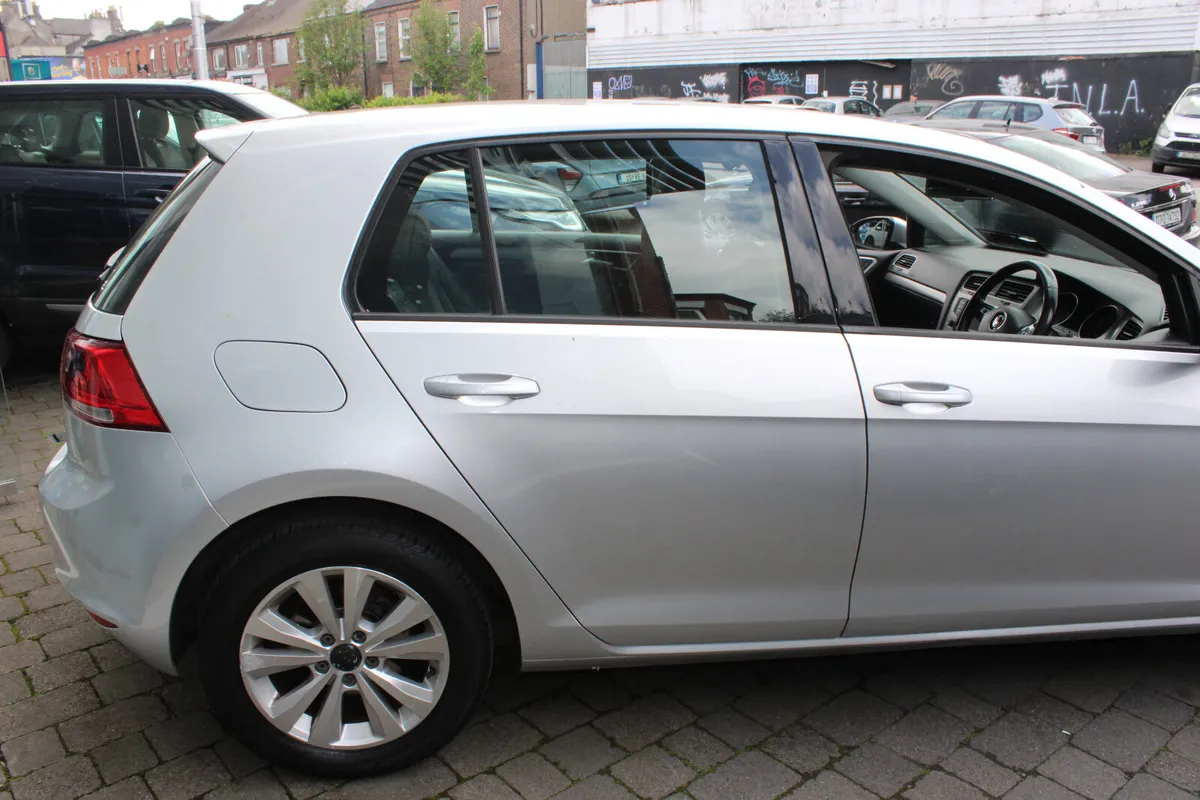 Volkswagen Golf 1.6 TDI 2014 **SALE AGREED** - Image 3