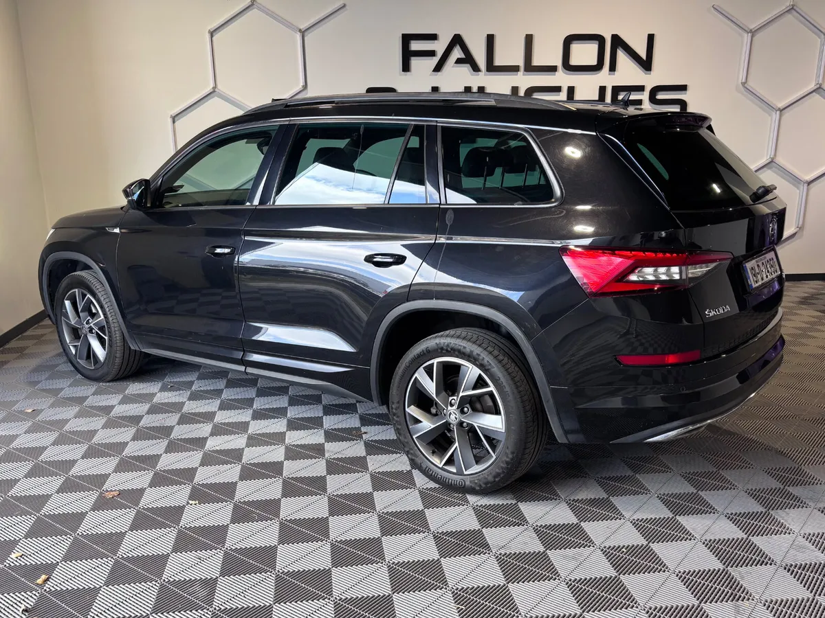 Skoda Kodiaq SPORTLINE 2.0 TDI 150HP DSG 5 SEATER - Image 3