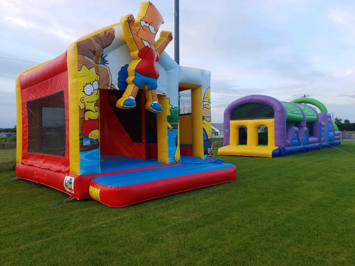 Bouncy castles - Image 1