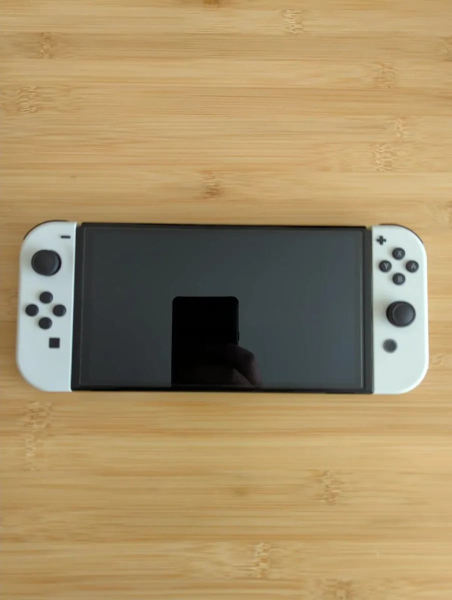 Switch OLED + Controller + 256GB SD + Zelda Case - Image 3