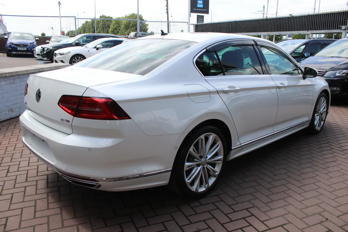 2017 Volkswagen Passat 2.0TFSI 220BHP GTI R-LINE 4 - Image 4