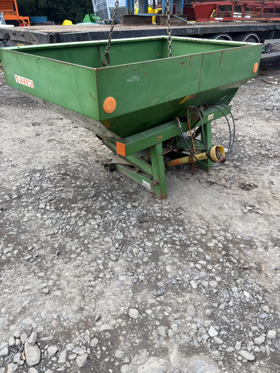 Amazone 1402 ZA-X sower - Image 1