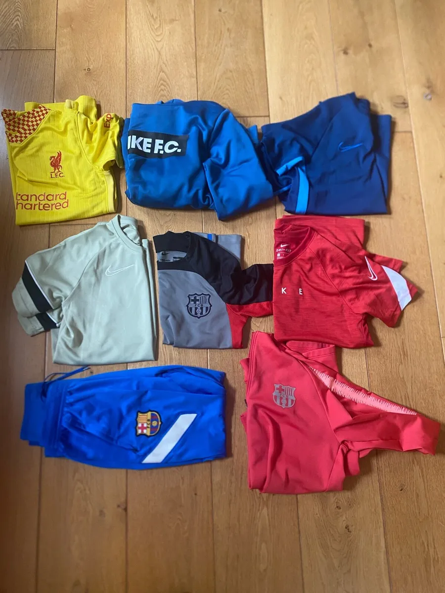 Boys Nike Clothing Bundle - Image 1