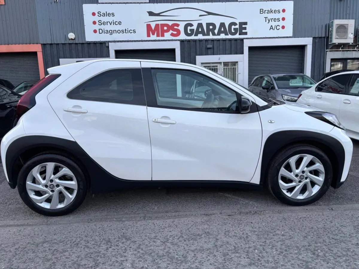 2022 Toyota Aygo X 1.0 VVT-i - Image 1