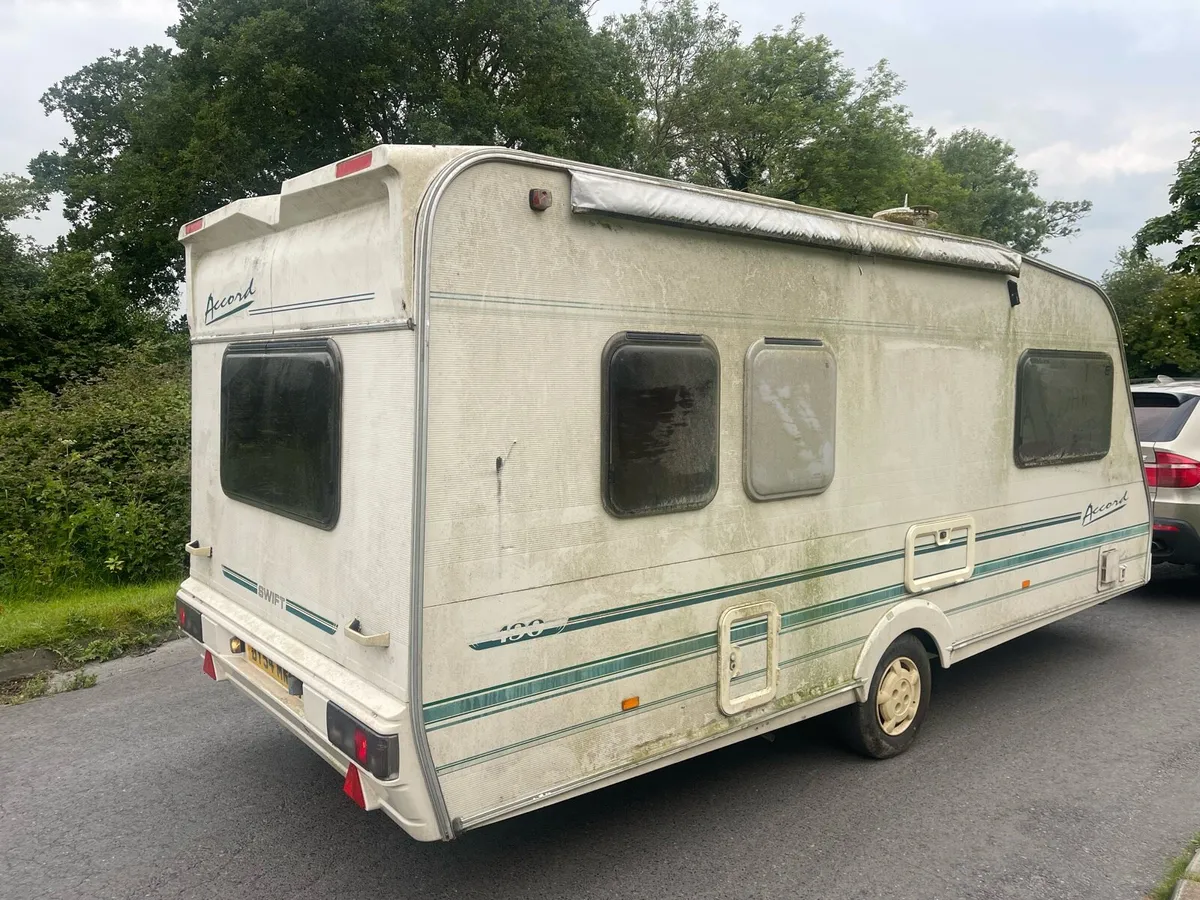 Caravan - Image 2