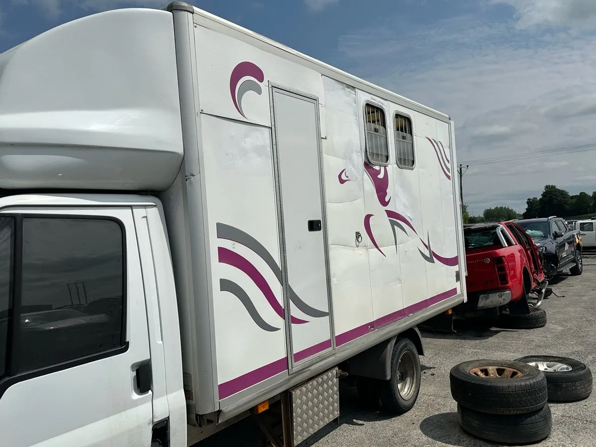 Ford transit horse box body only - Image 1
