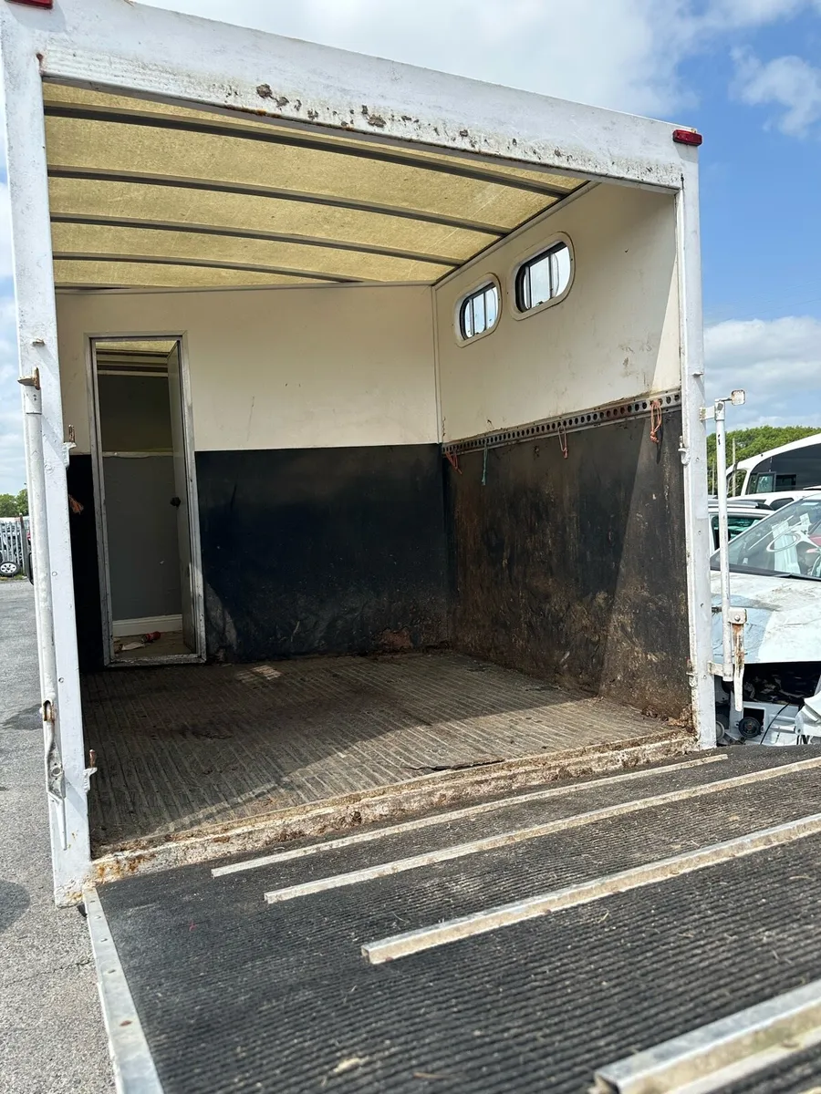 Ford transit horse box body only - Image 3