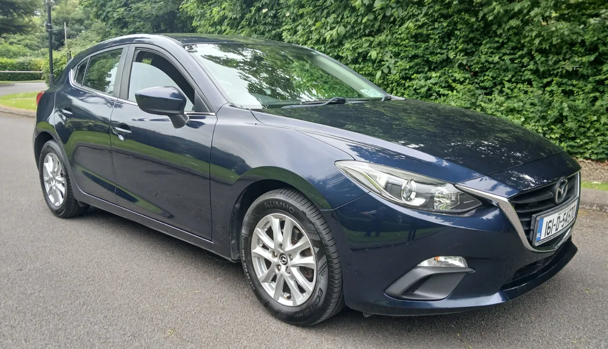 Mazda Mazda3 2016 1.5 PETROL EXEC SE 5dr - Image 1