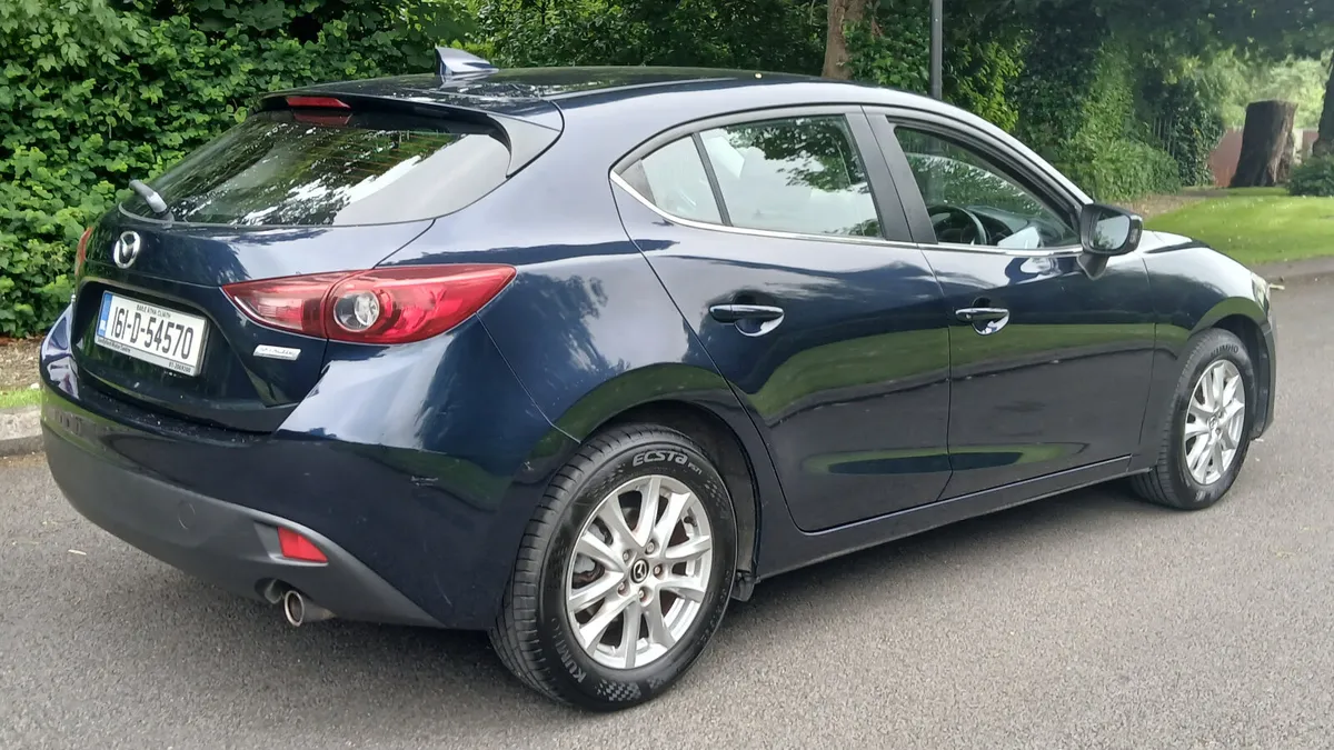 Mazda Mazda3 2016 1.5 PETROL EXEC SE 5dr - Image 4