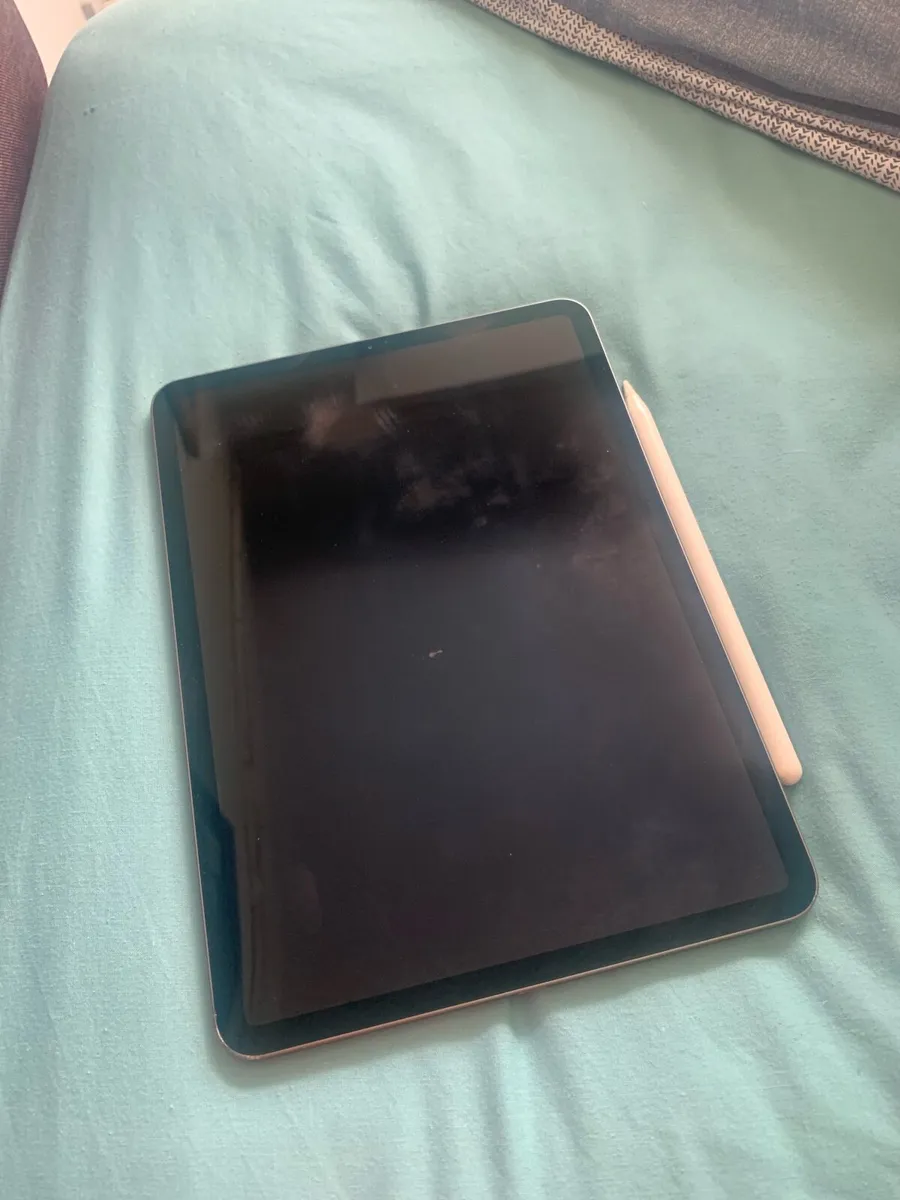 iPad Pro 11-inch (2nd generation) - Image 1