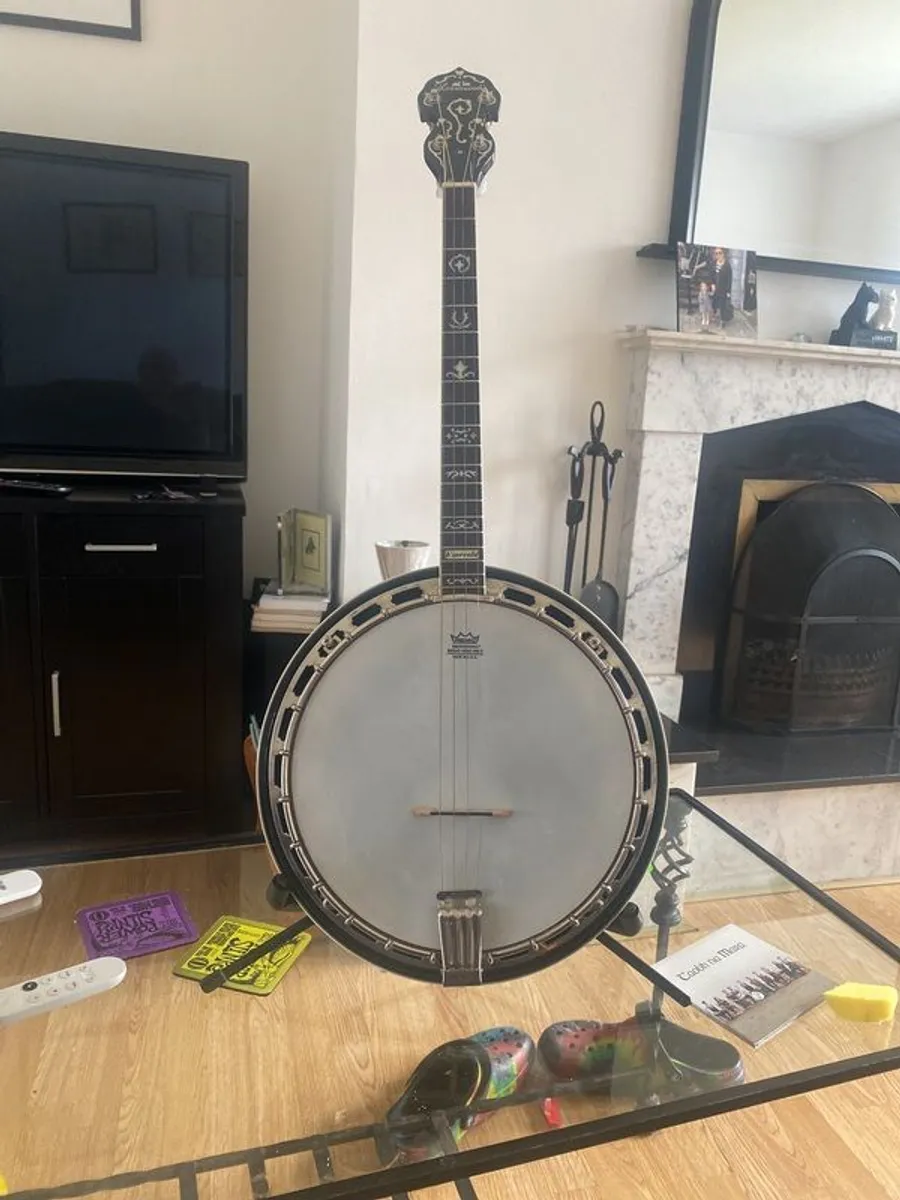tenor banjo - Image 1