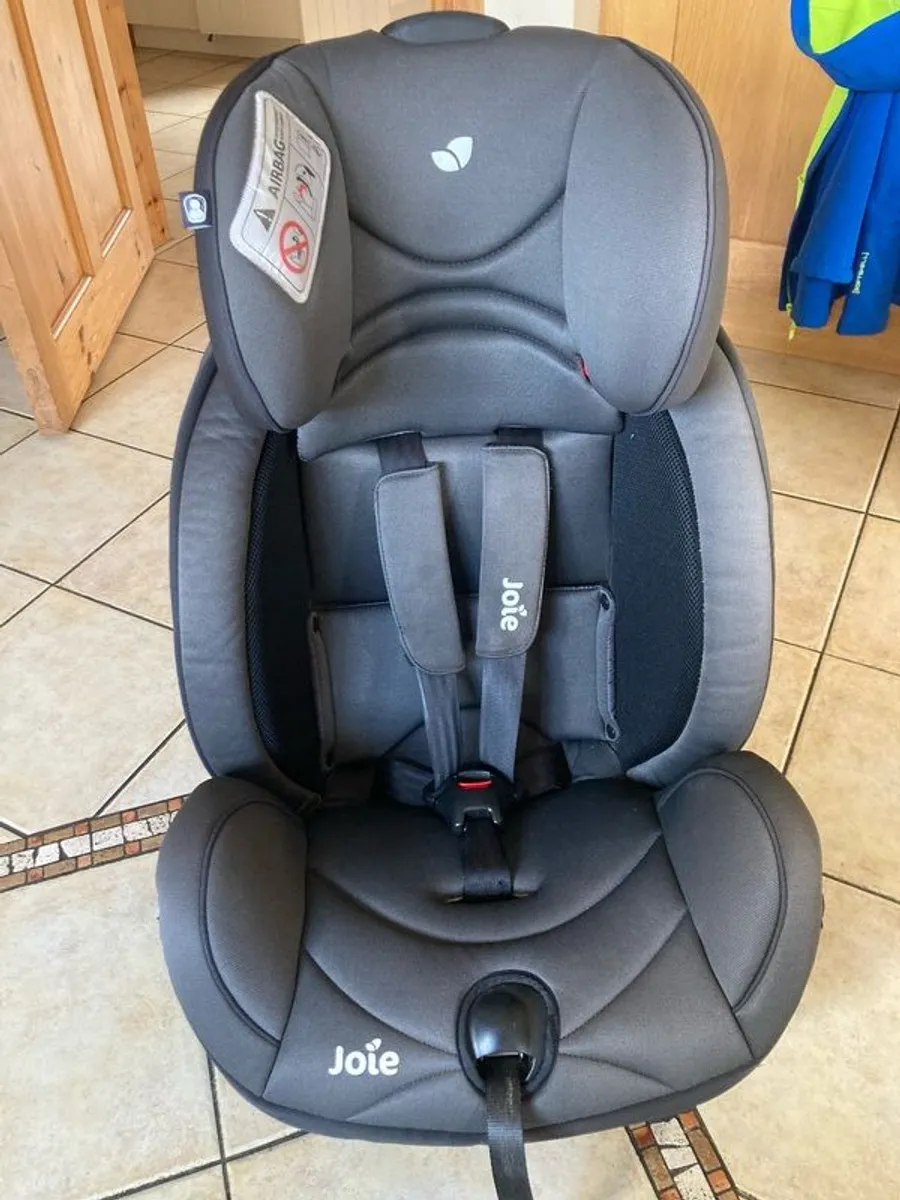 Joie Every Stage Car Seat - Image 1