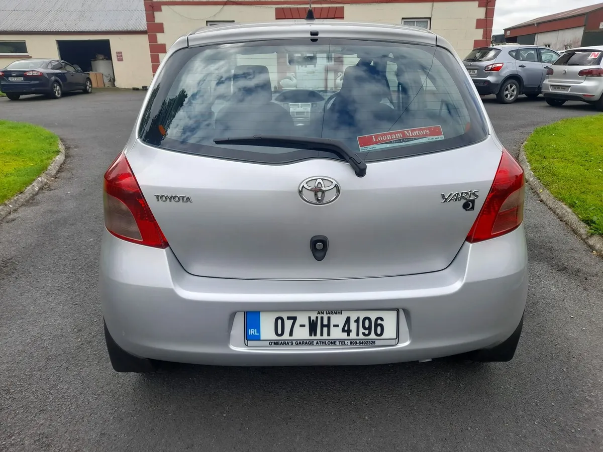 2007 Toyota Yaris MINT - Image 2