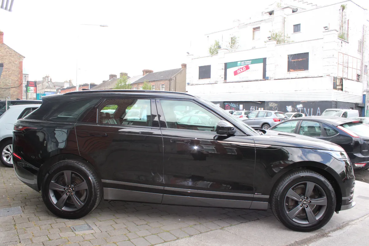 Range Rover Velar R-DYNAMIQUE S 2.0 2018 - Image 3