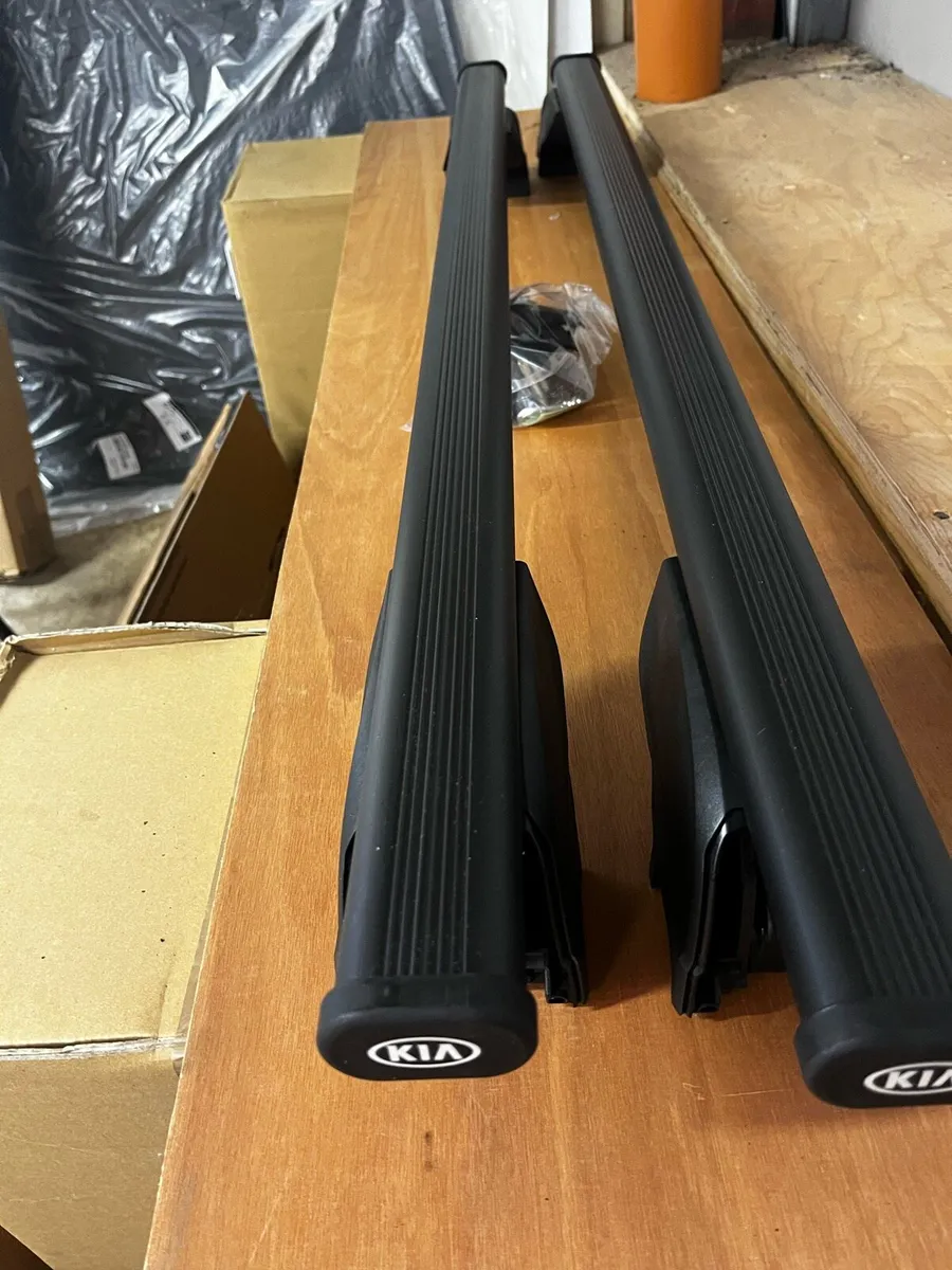 Kia xceed /sportswagon roof bars - Image 1