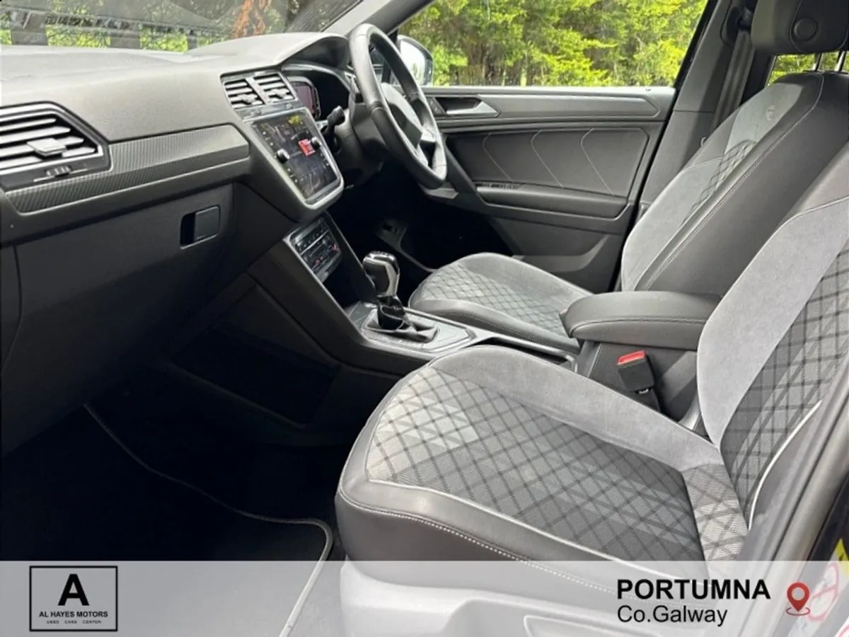 Volkswagen Tiguan Allspace Automatic R-line 2.0 T - Image 4
