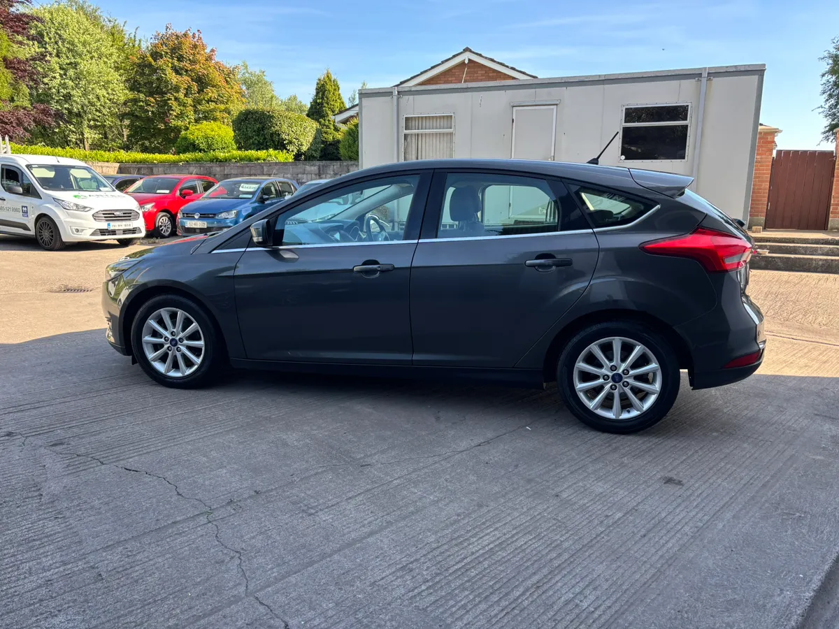 Ford Focus Titanium 1.0 - Image 4