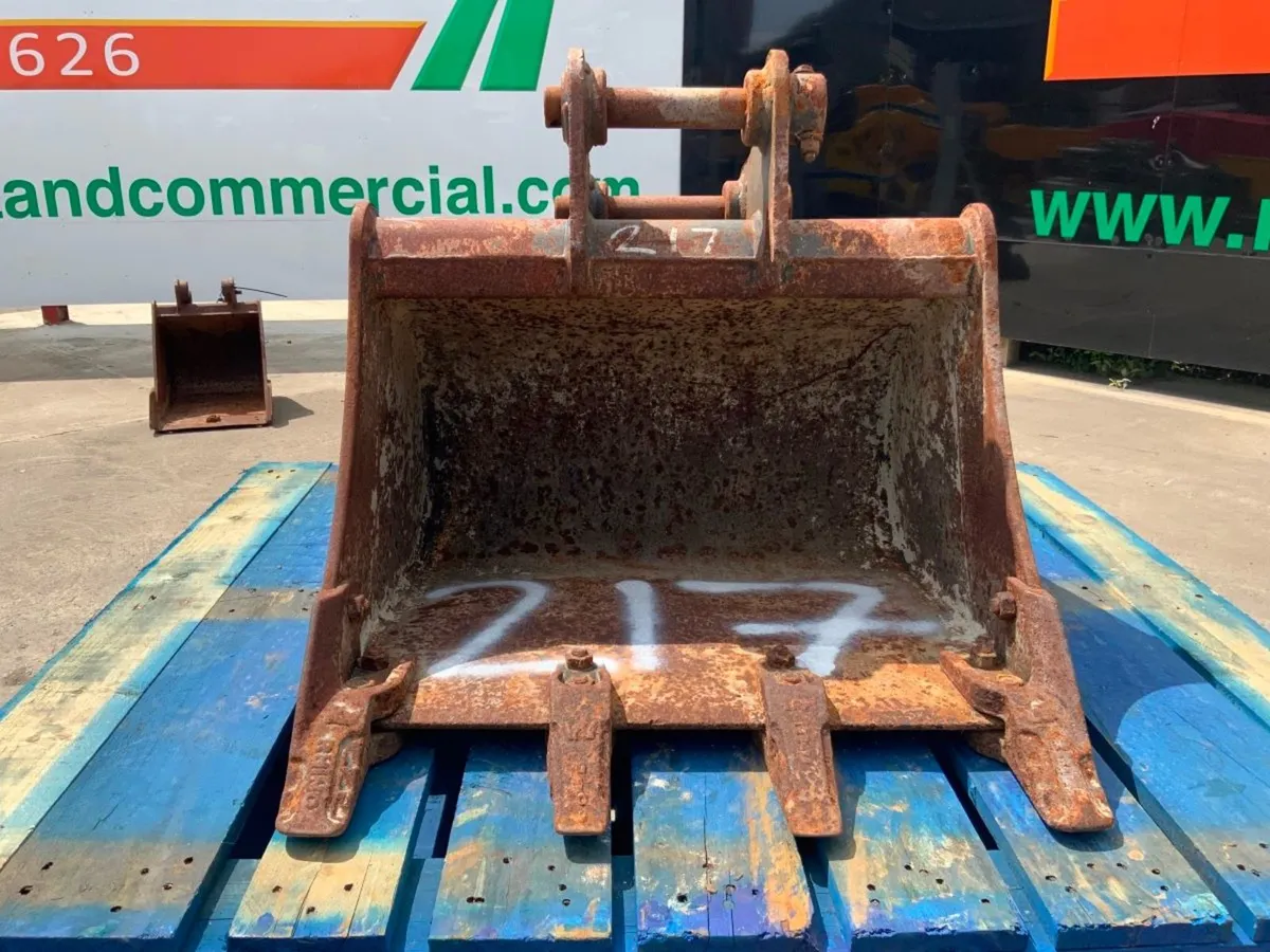 24" RHINOX MINI DIGGER BUCKET......35mm PINS...21 - Image 3