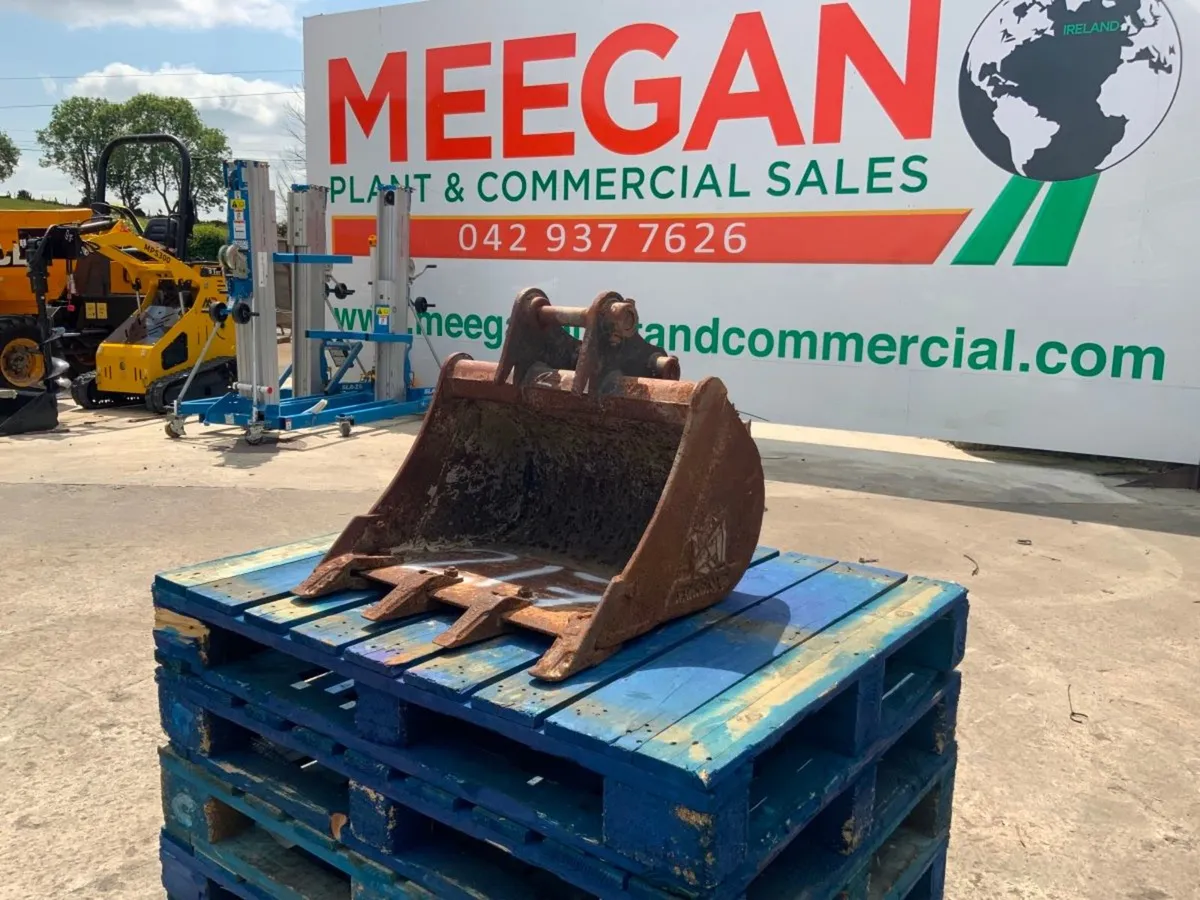 24" RHINOX MINI DIGGER BUCKET......35mm PINS...21 - Image 2
