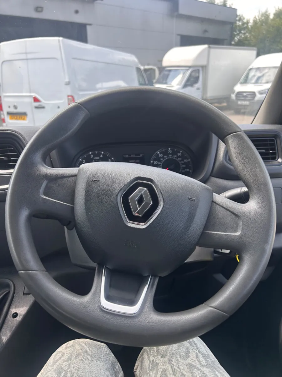 Renault Master 2020 - Image 3