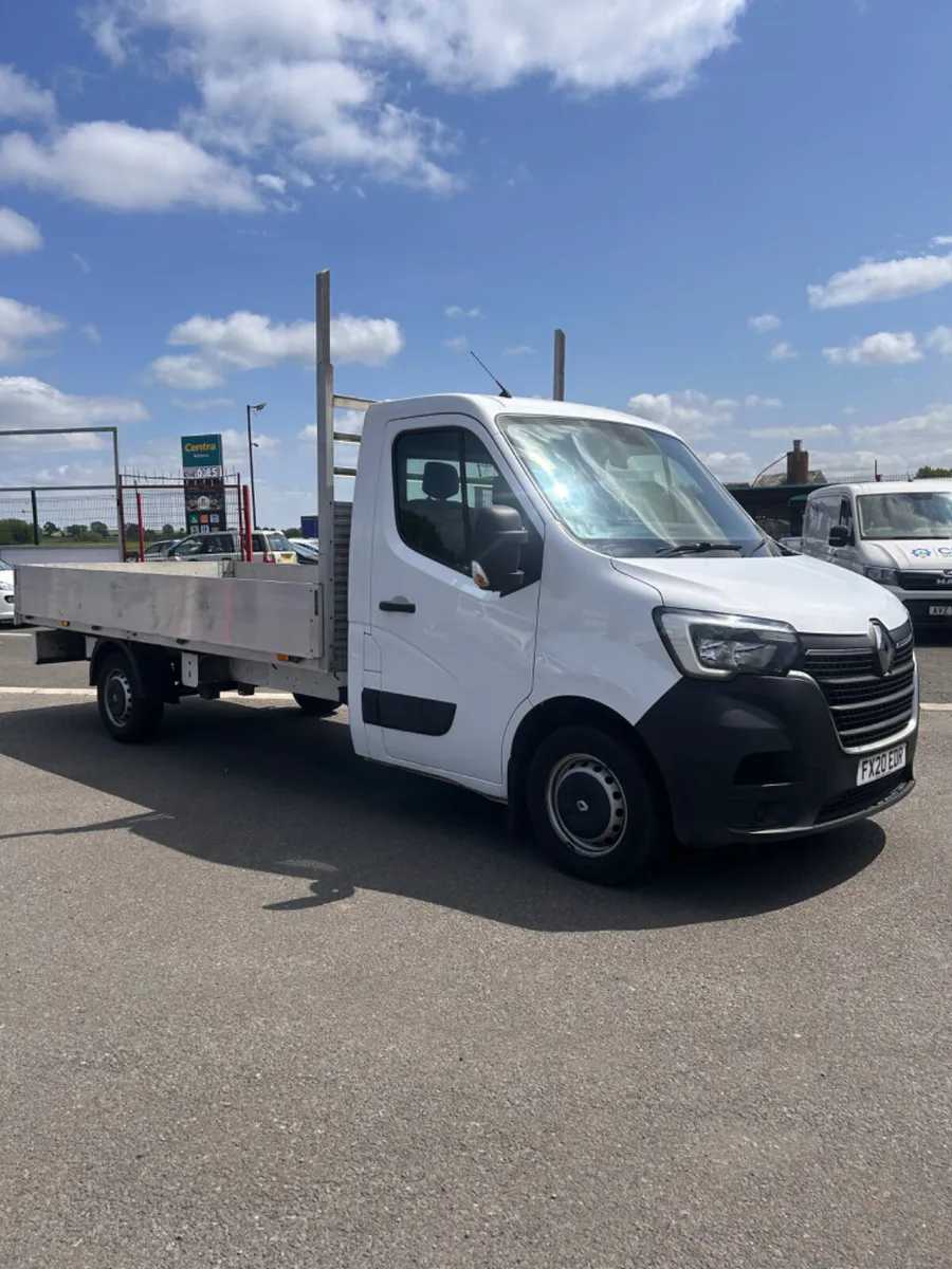 Renault Master 2020 - Image 1