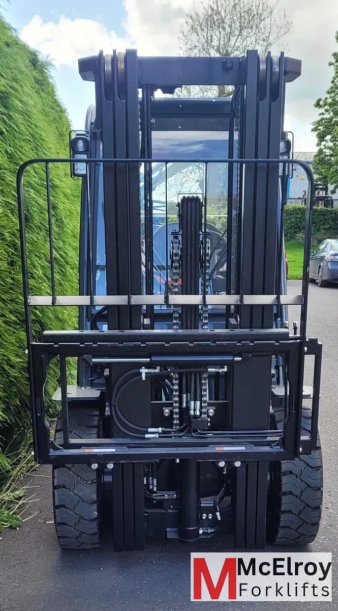 New  Forklifts - Image 3