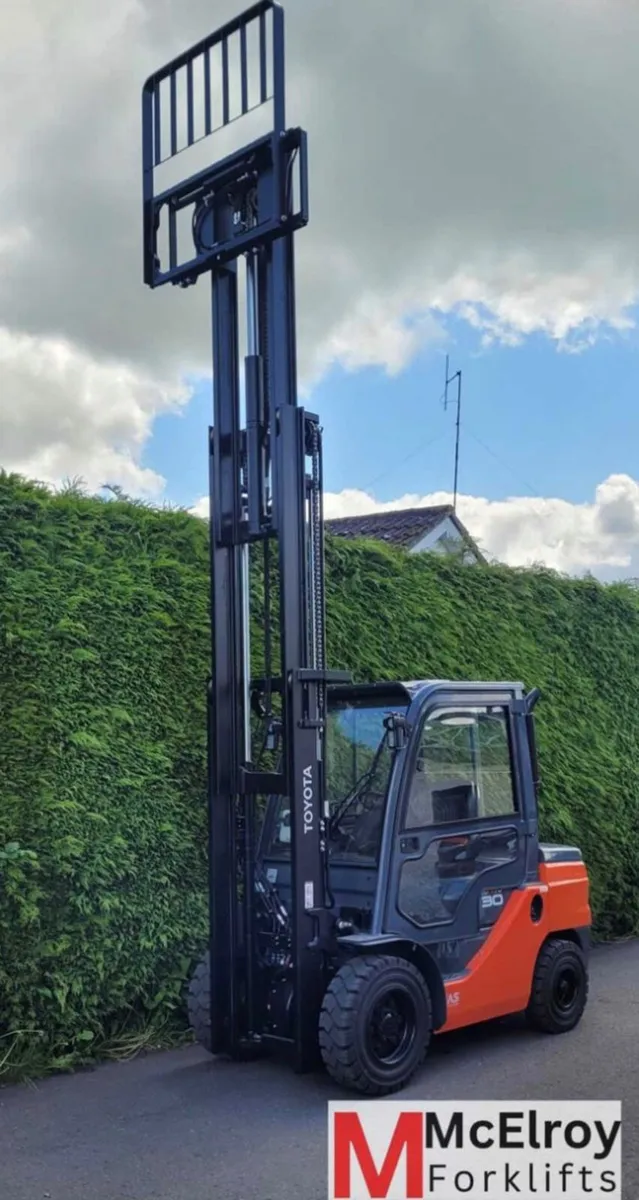 New  Forklifts - Image 4