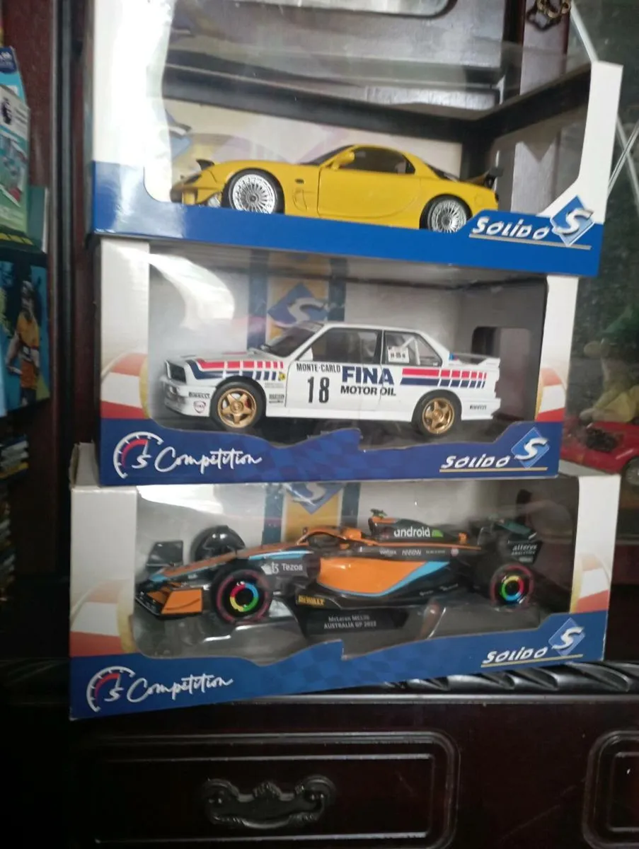 1-18 SCALE SOLIDO DIE-CAST MODLE' CARS. - Image 1
