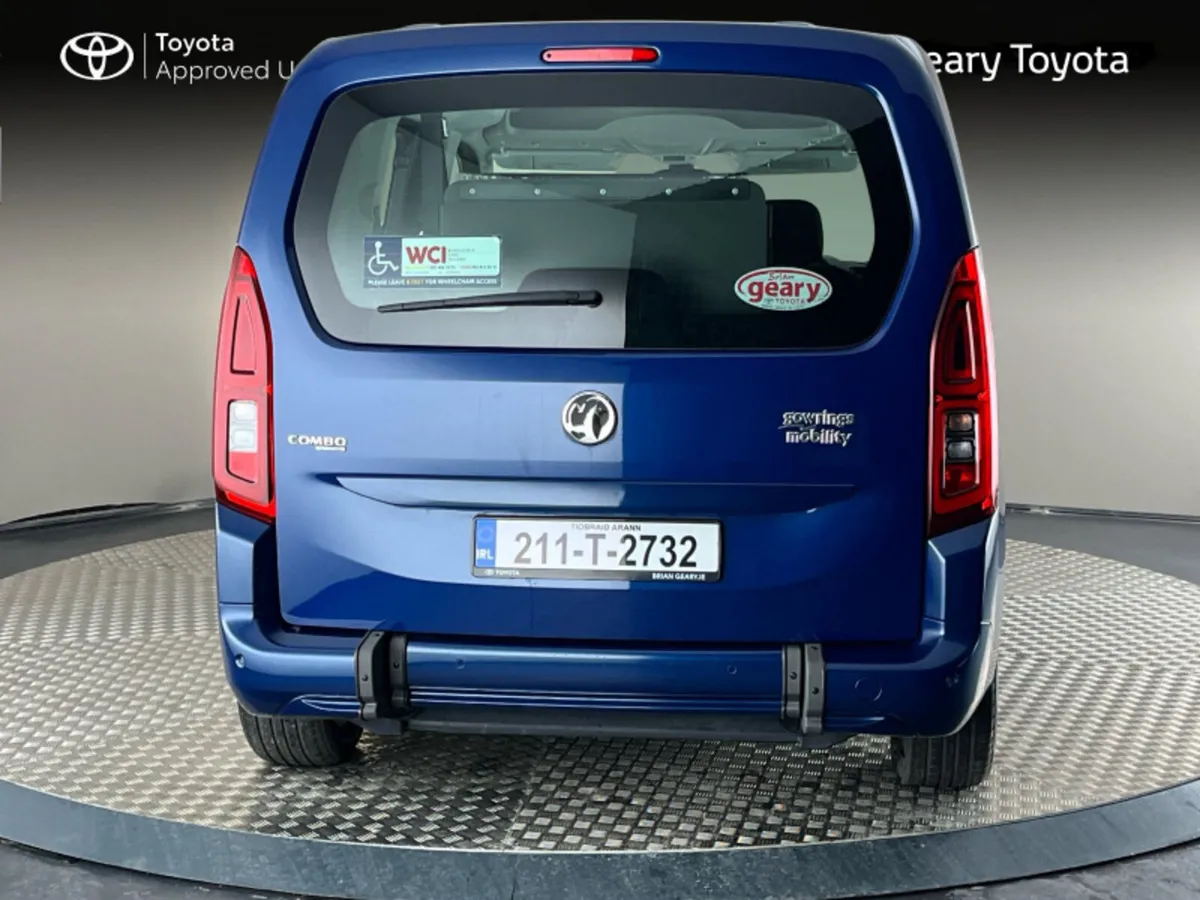 Opel Combo WHEELCHAIR LIFE 1.2 ENERGY - Image 4