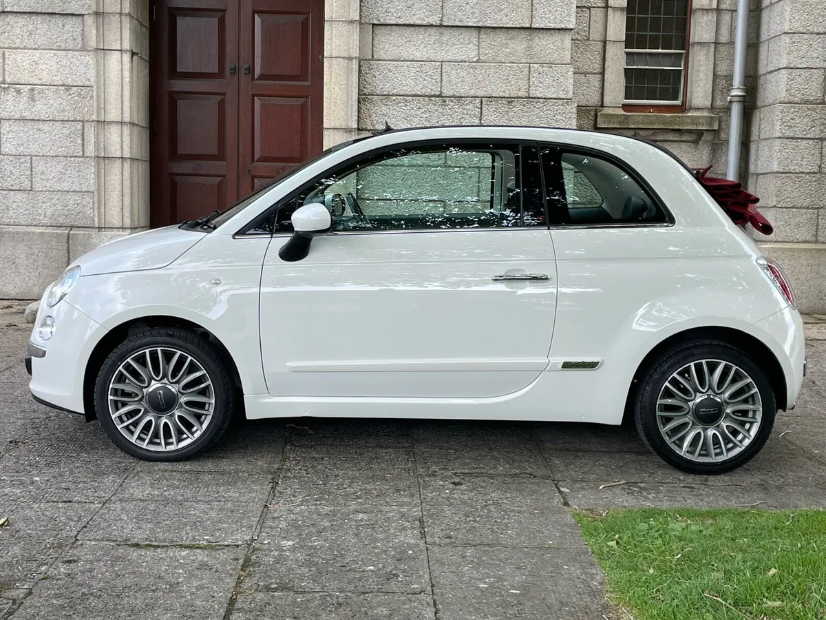 152 Fiat 500 1.2 Lounge Convertible - Image 4