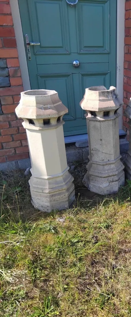 Pair of Old Victorian Hexagon Chimney Pots - Image 1