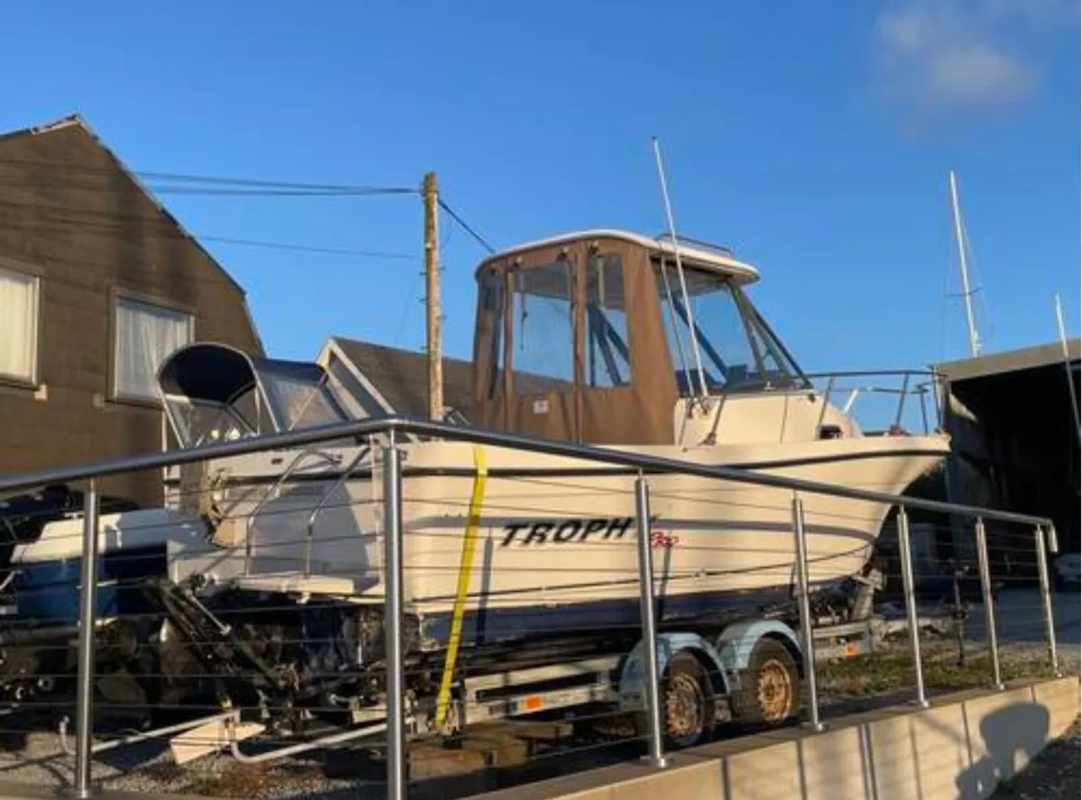 BAYLINER TROPHY 2052 WA - Image 4