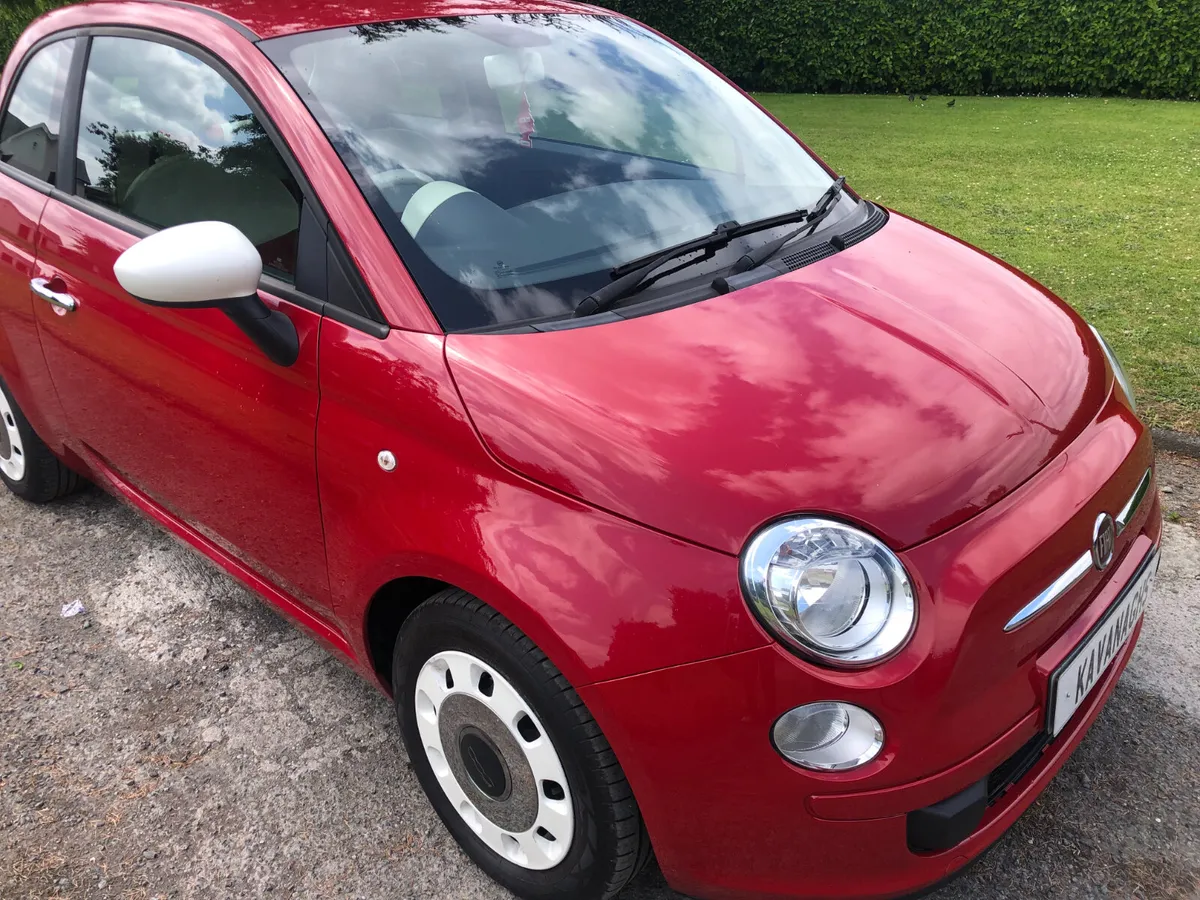 2013 FIAT 500 THERAPY ONLY 64 THOUSAND MILES - Image 2