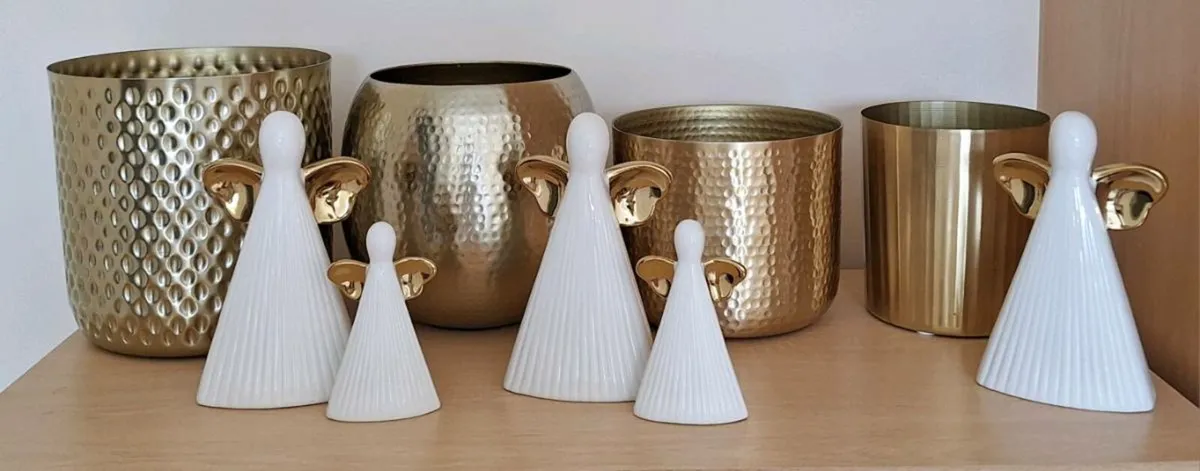 decoration set of 9 / flower pots / ceramic angels - Image 1