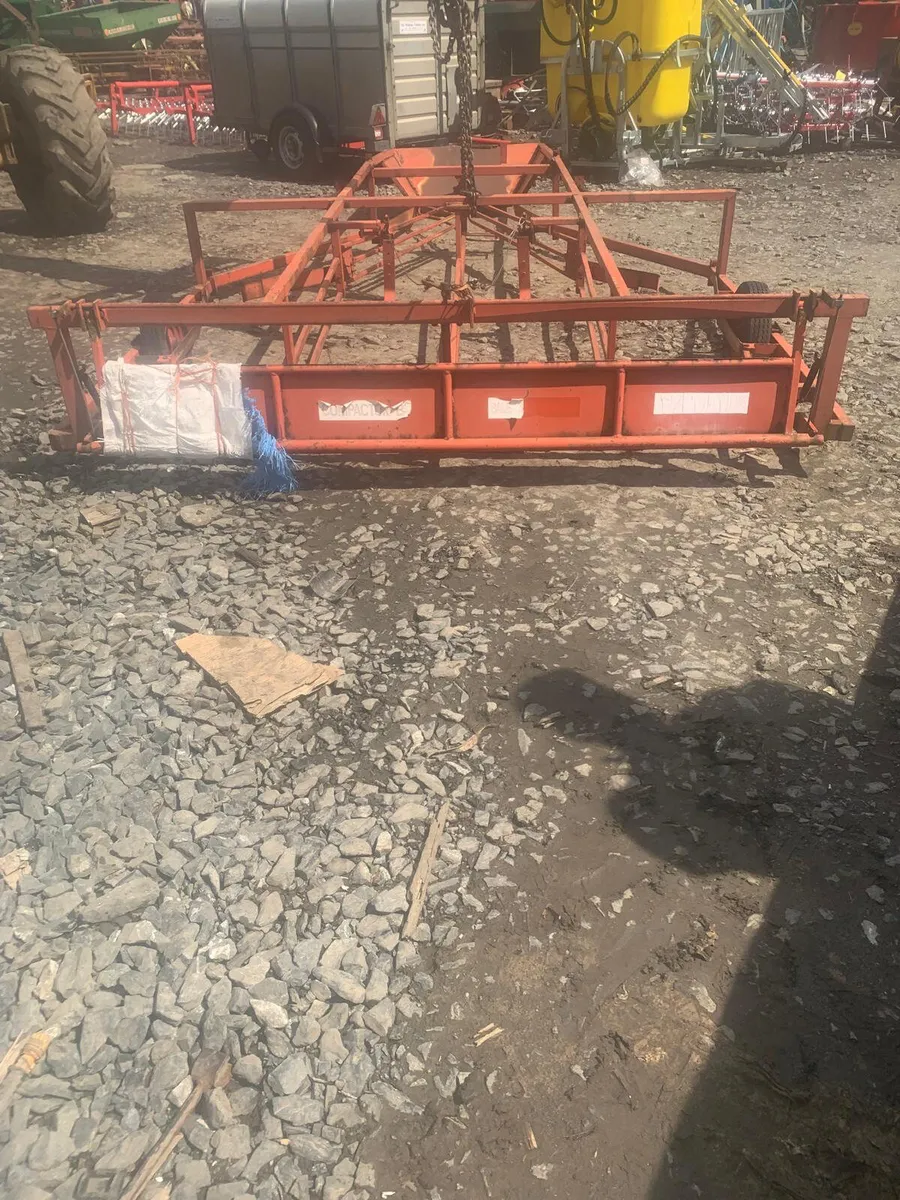 Browns bale sledge / accumulator - Image 2