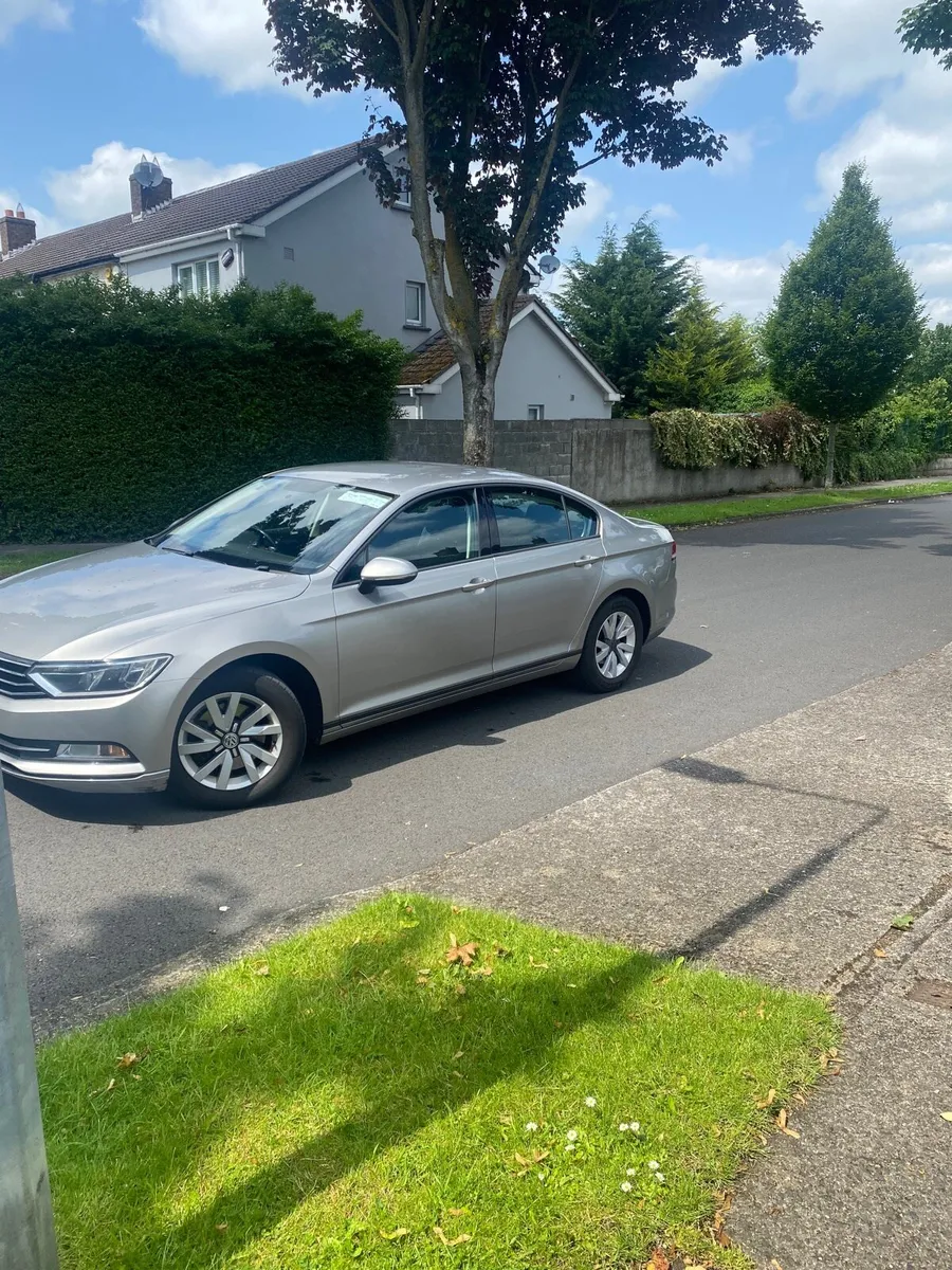 Volkswagen Passat Highline 1.6 TDI - Image 3