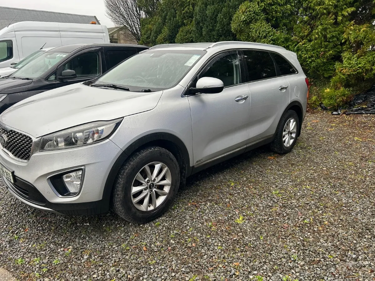 Kia Sorento 2015 - Image 3