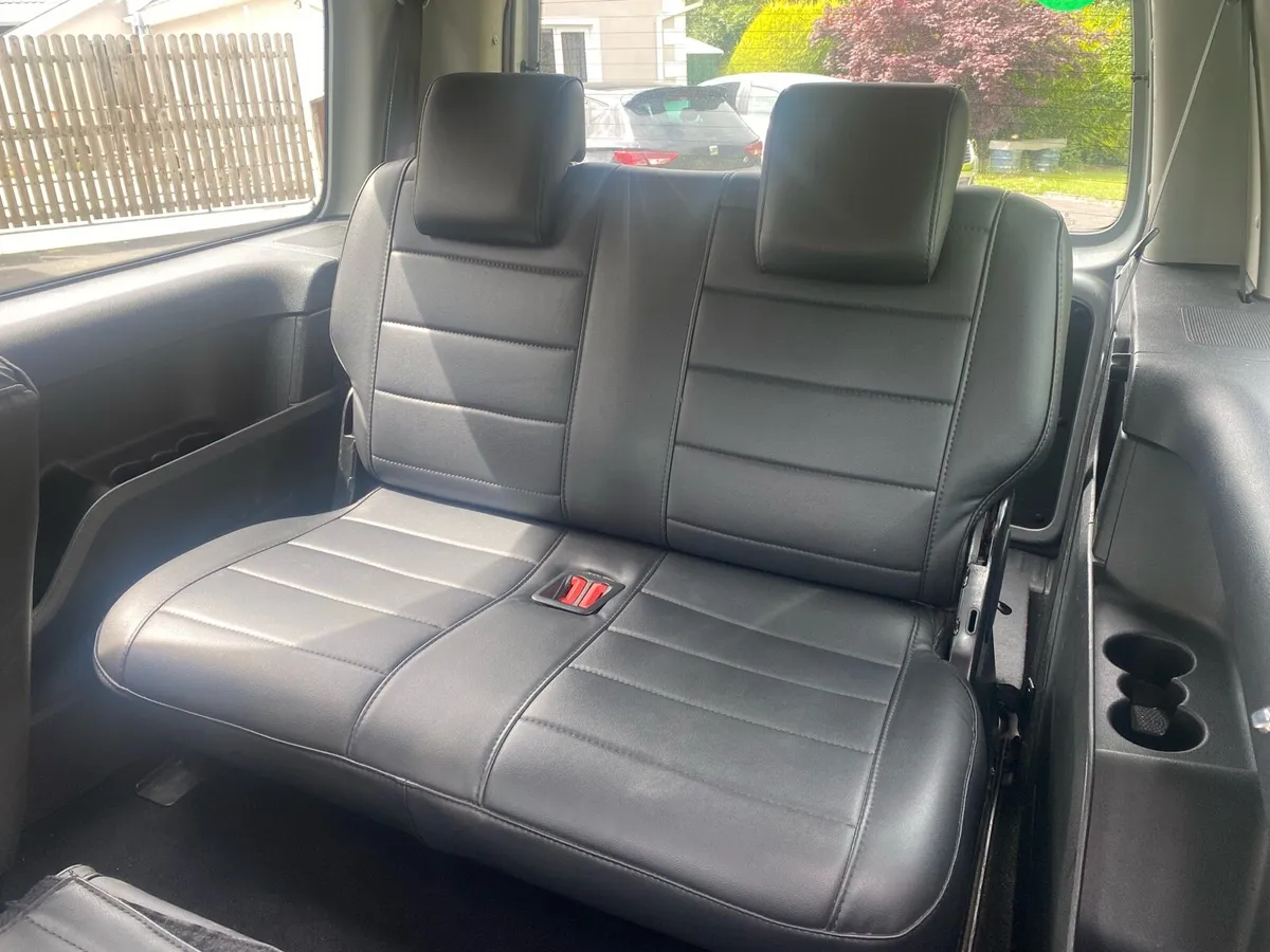 Vw caddy maxi life - Image 3