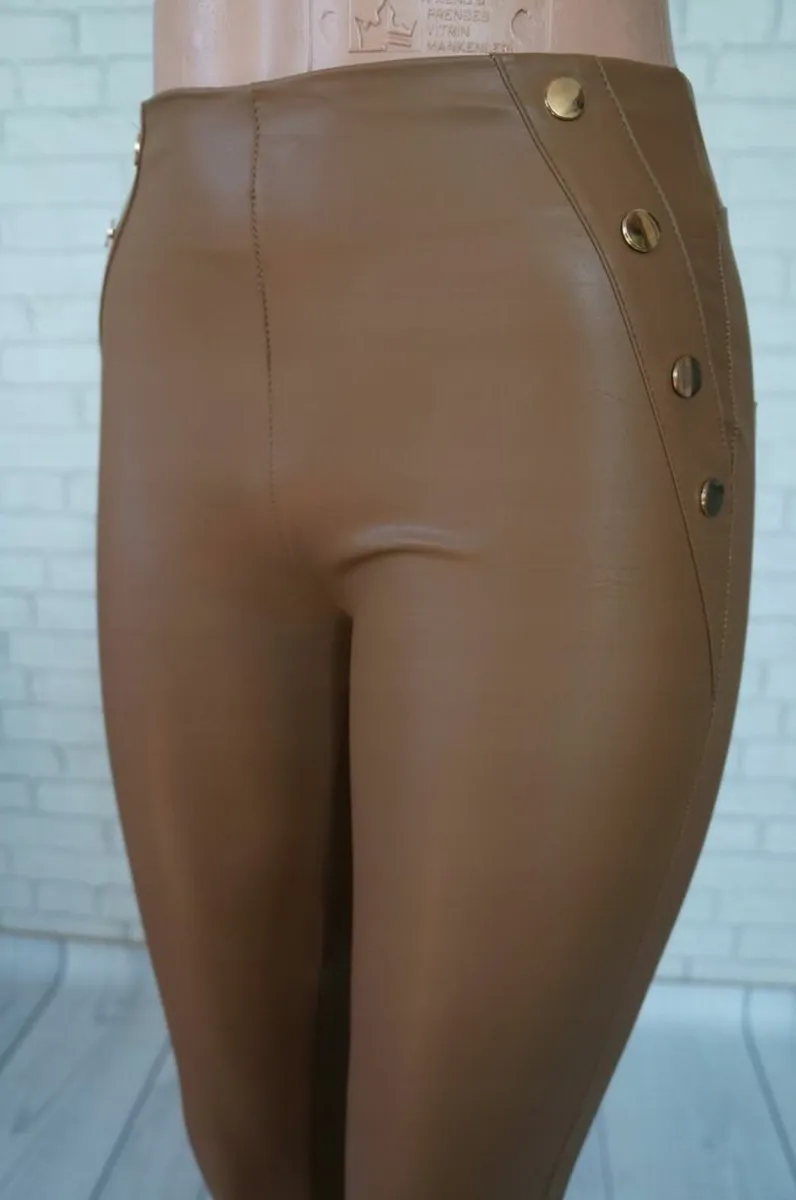 Women's Modeling Leggings - Image 1