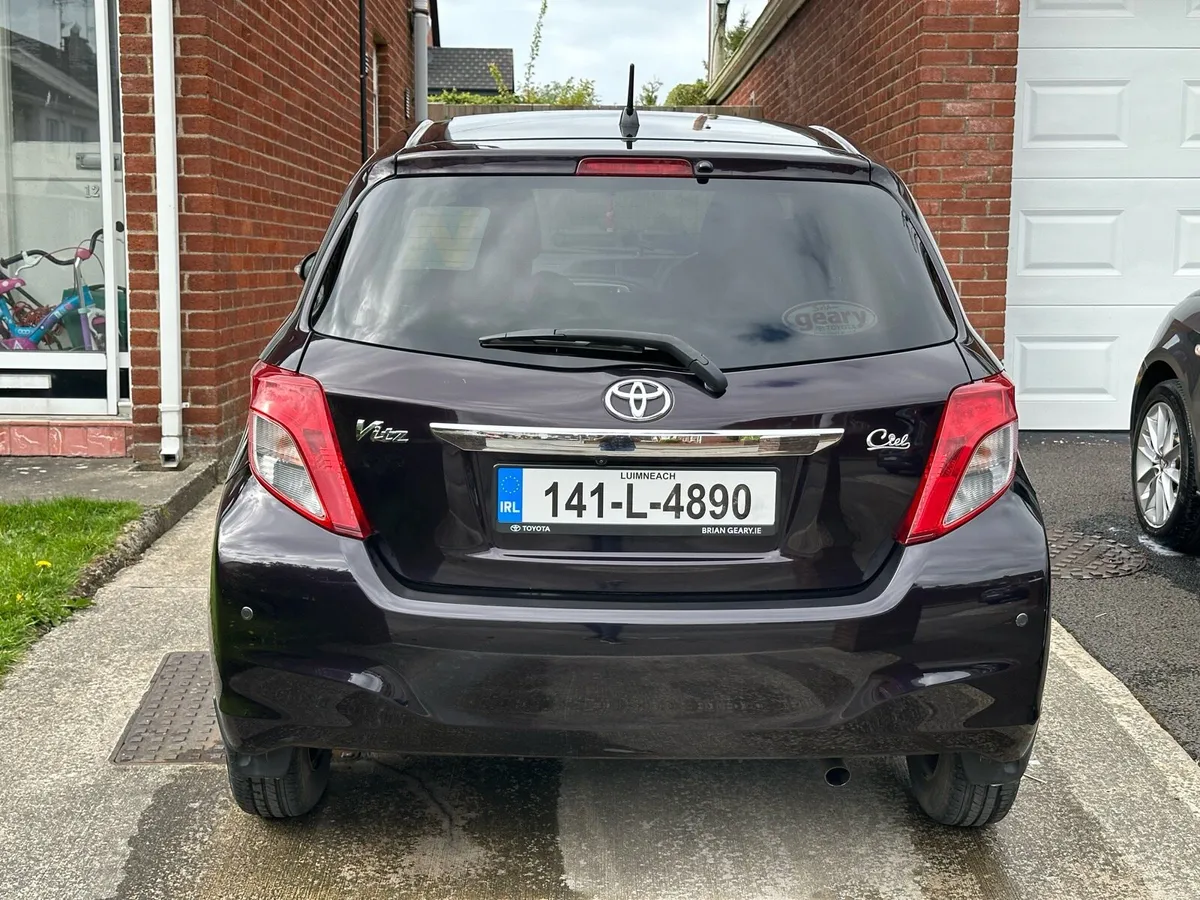 Toyota Vitz Luna (2014) Automatic - Image 4